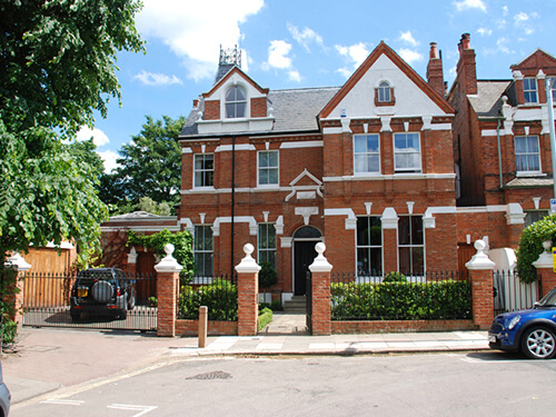 House Exterior Design With Driveway and Gates